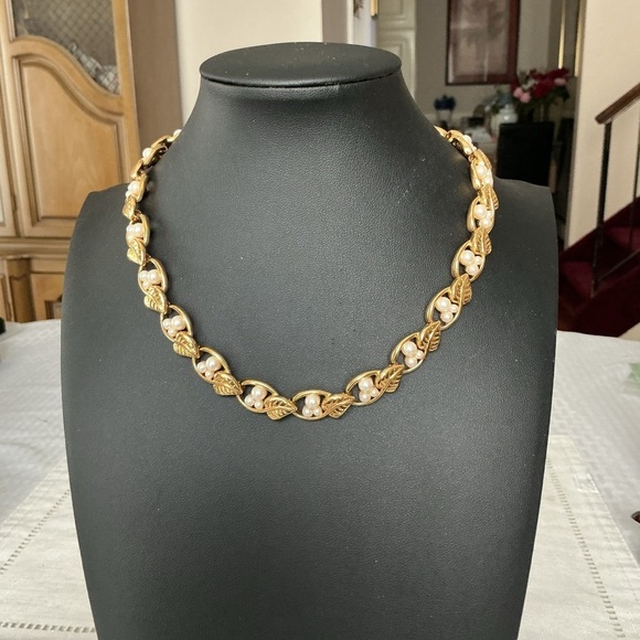 Napier Jewelry - Napier XO Vintage Gold Tone Pearl Choker